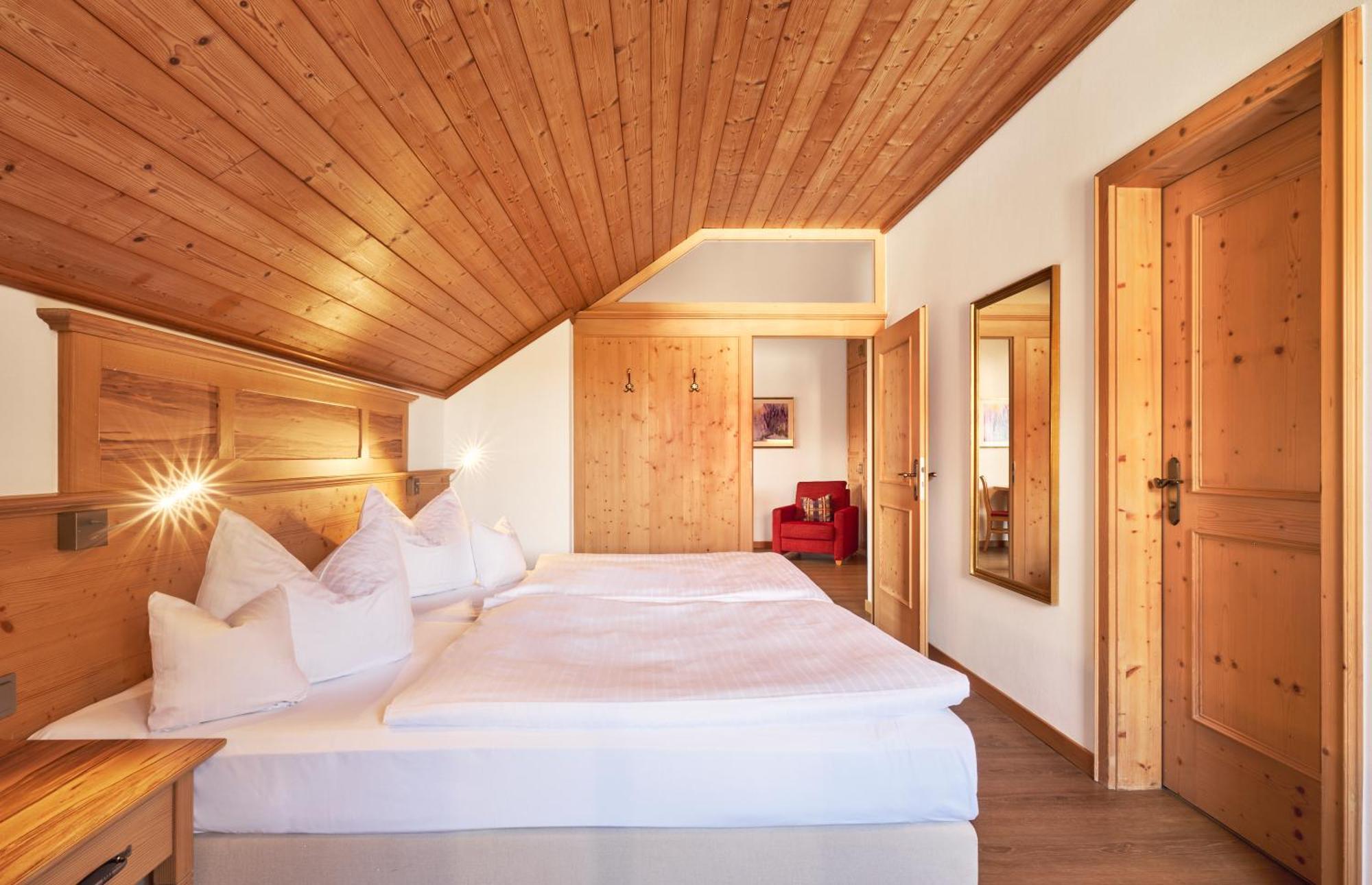 Glasl'S Landhotel Zorneding Exterior foto