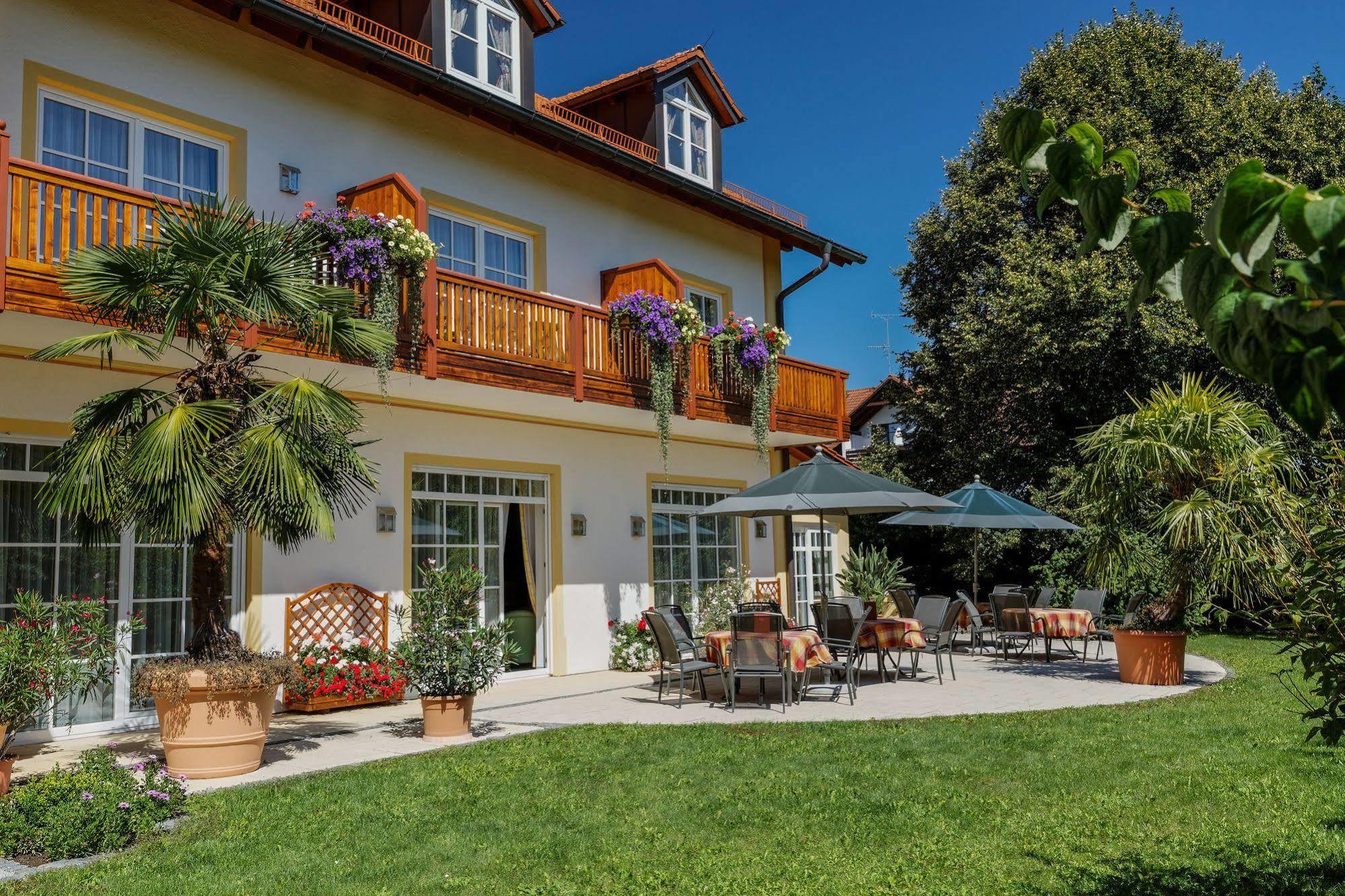 Glasl'S Landhotel Zorneding Exterior foto