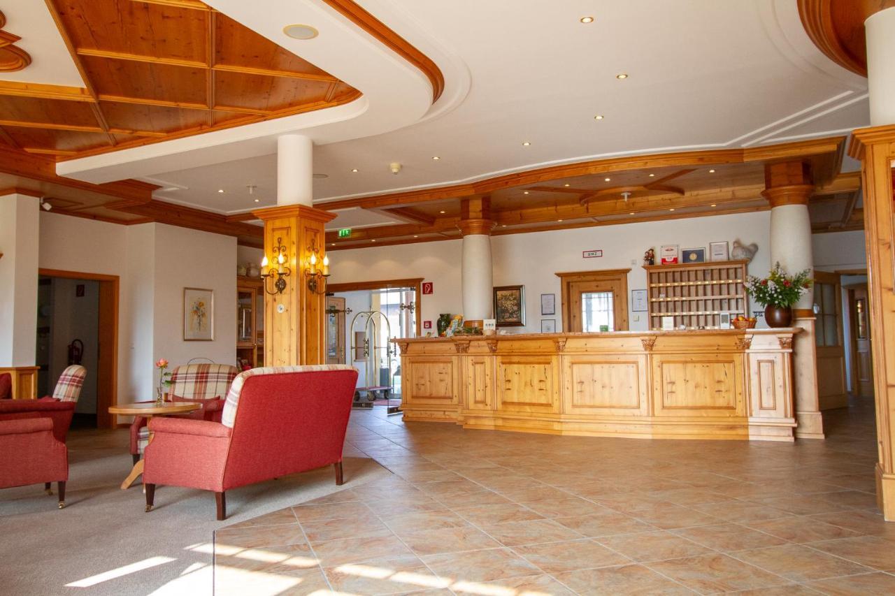 Glasl'S Landhotel Zorneding Exterior foto